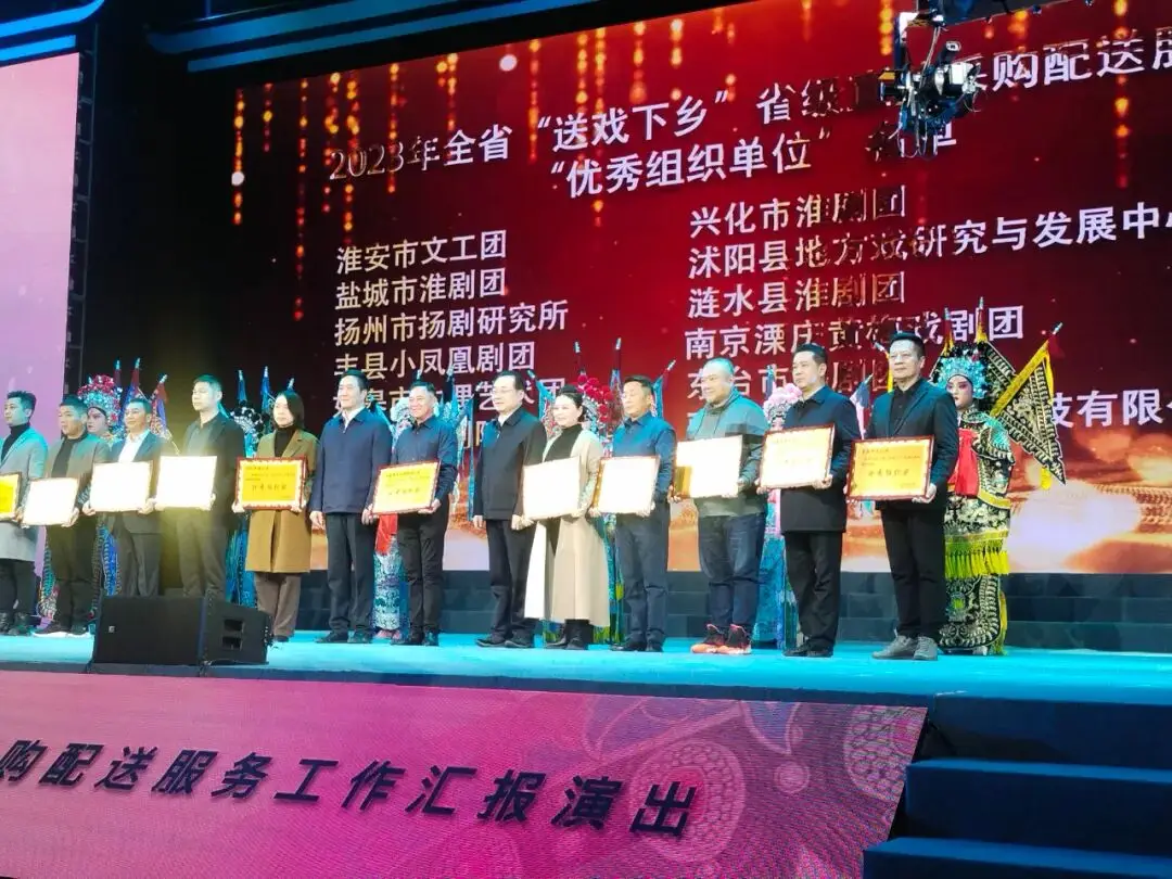 �����򻨿������ſ��ͺ�Ϸ���������Ĺ���Բ�����23������Ѳ��